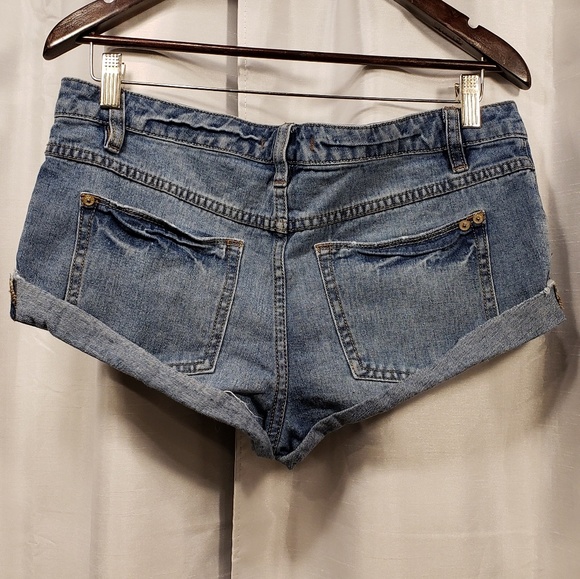 Free People Distressed Short Shorts - Picture 4 of 5